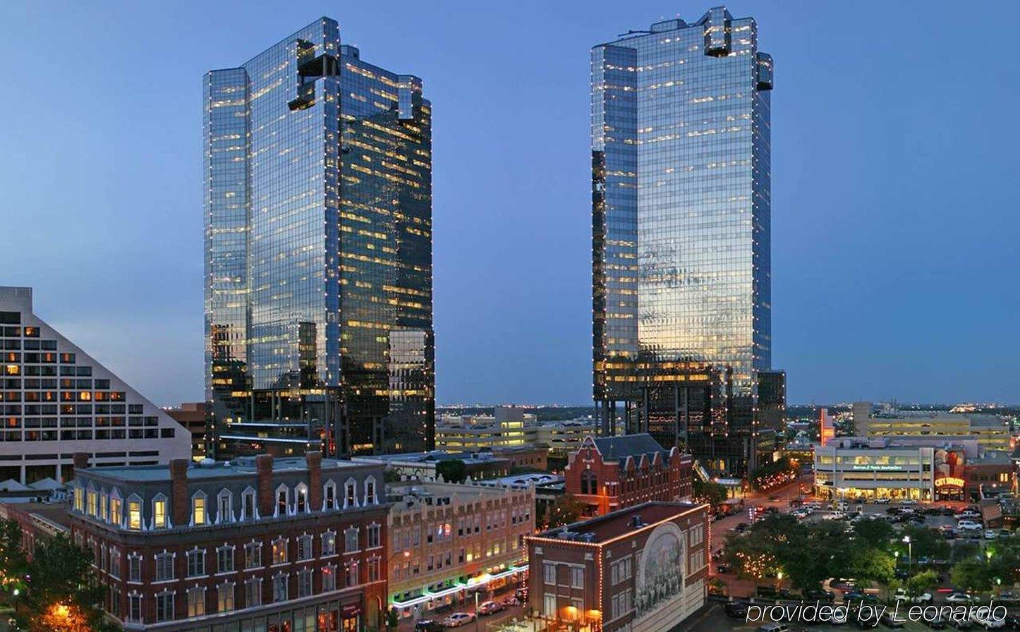 Embassy Suites By Hilton Fort Worth Downtown Servis gambar